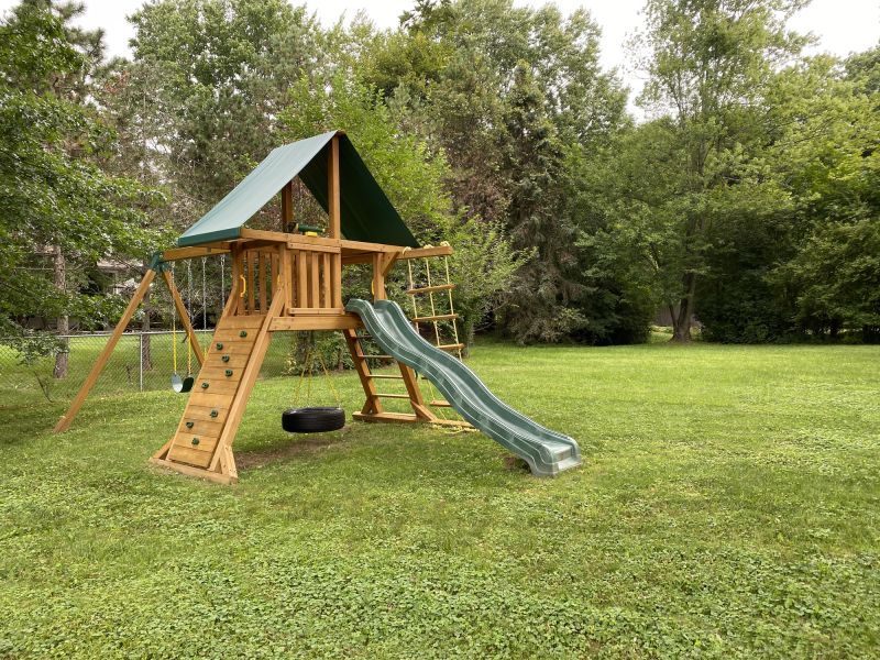 Swing Set Repair in Kansas City, KS